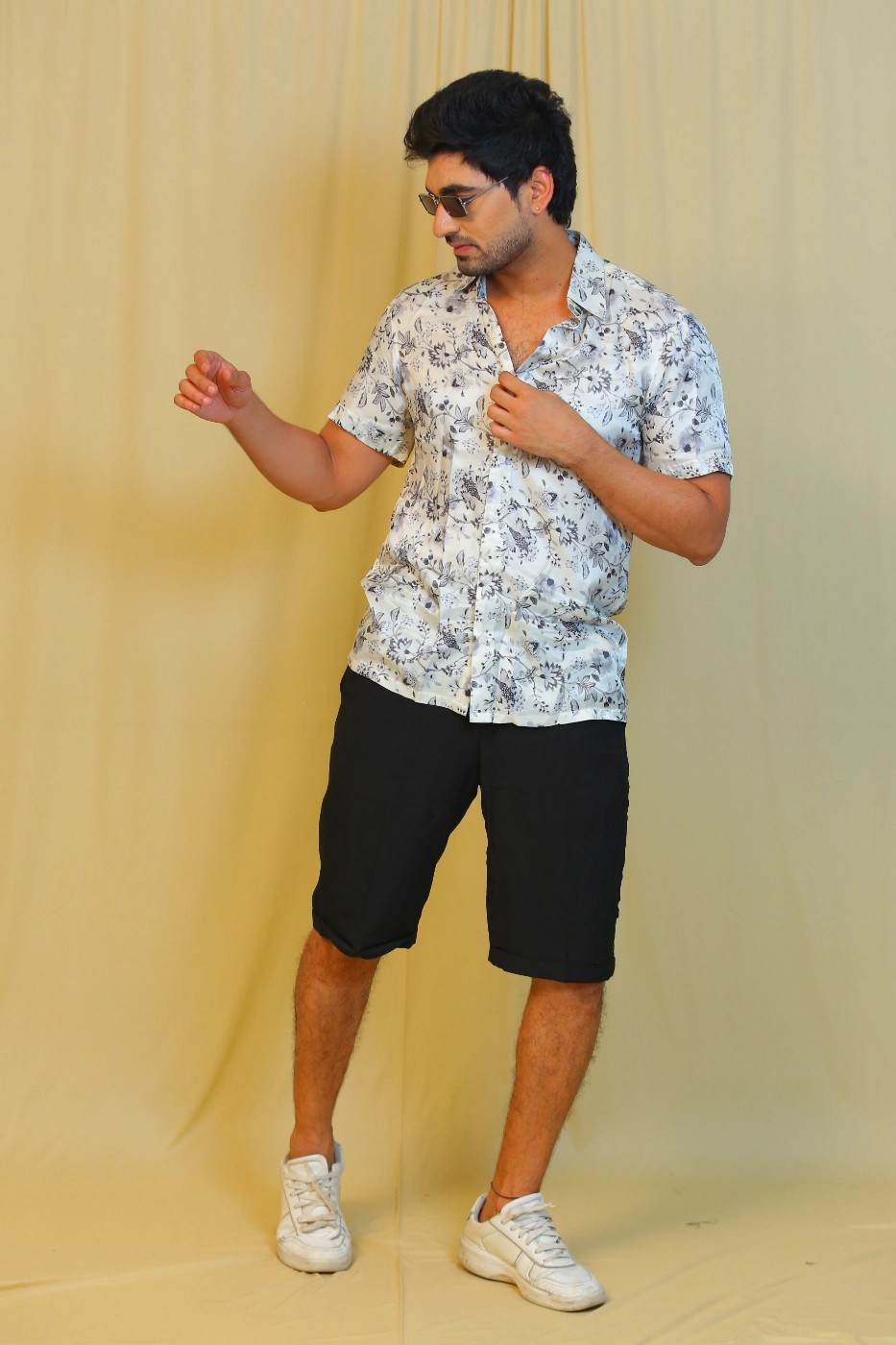 white-and-gray-satin-floral-print-shirt-and-black-shorts-m--satin-white?uid=1682593133