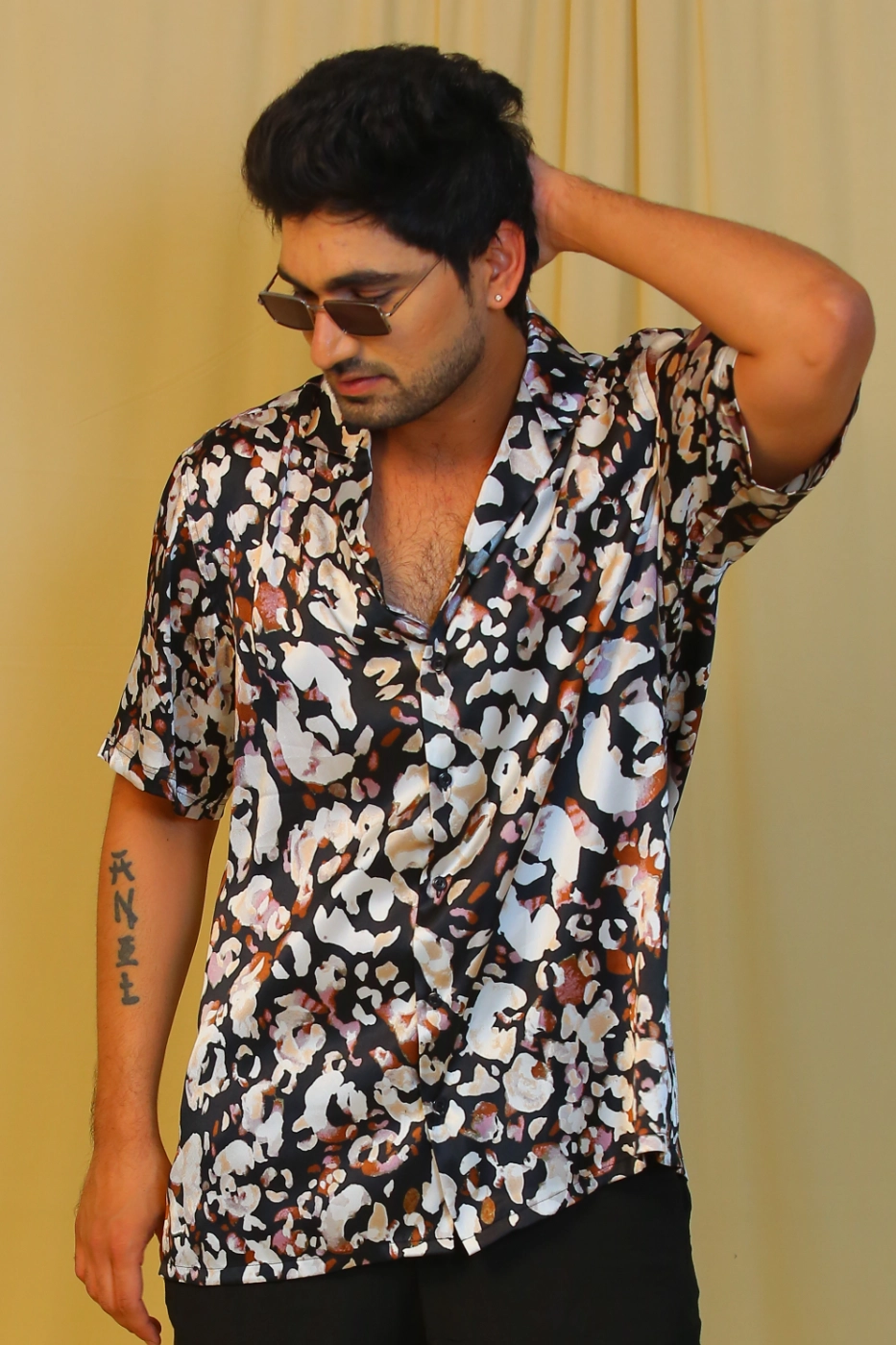 black-khadi-shorts-l?uid=1682593667