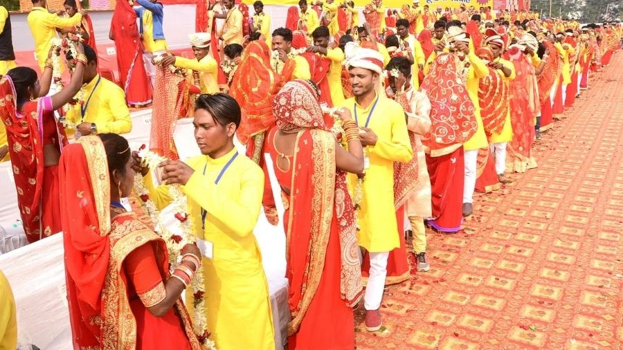 Mass Marriage